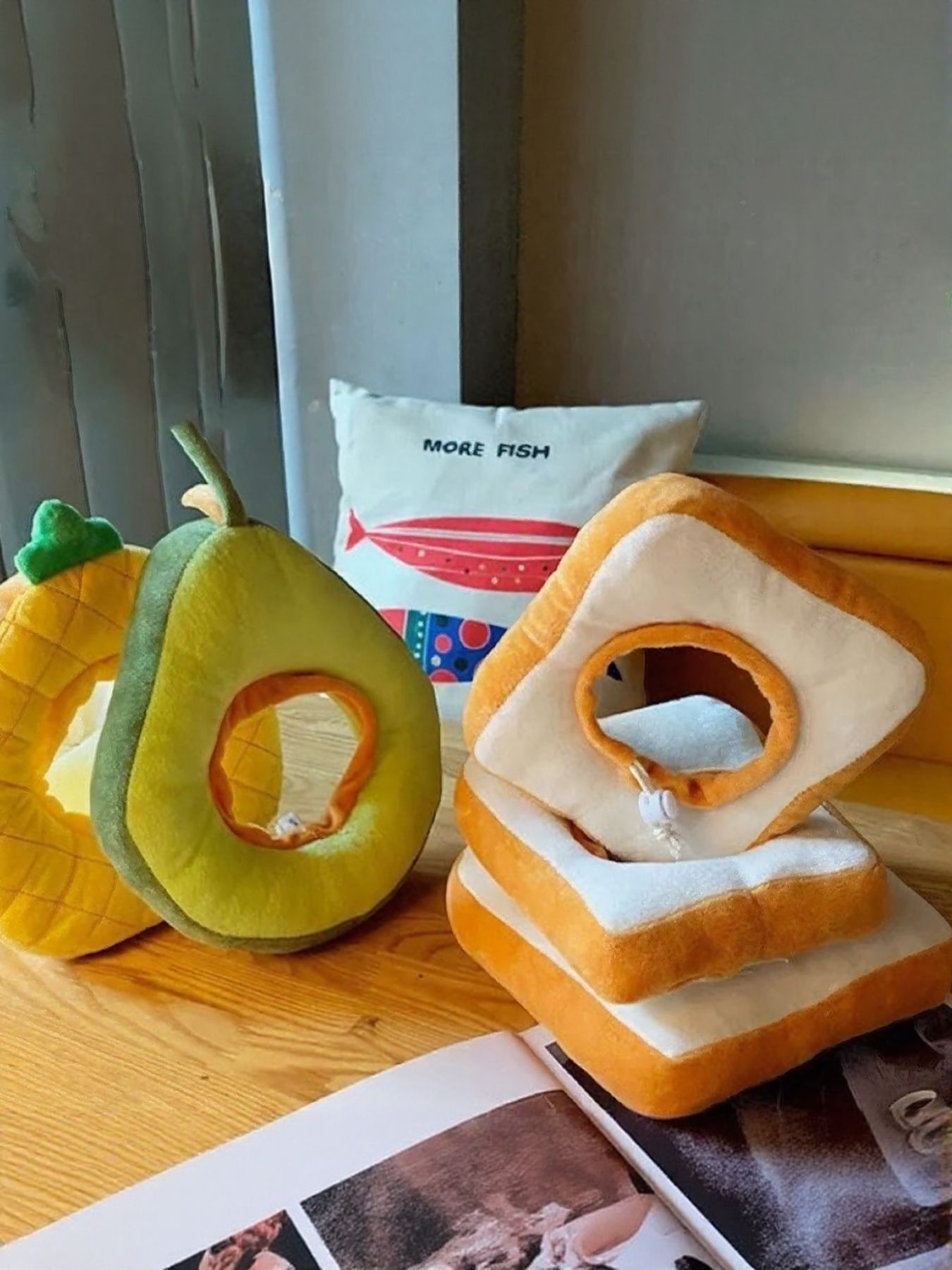 Avocado and toast shaped novelty pet collar, decorative collar for dogs and cats