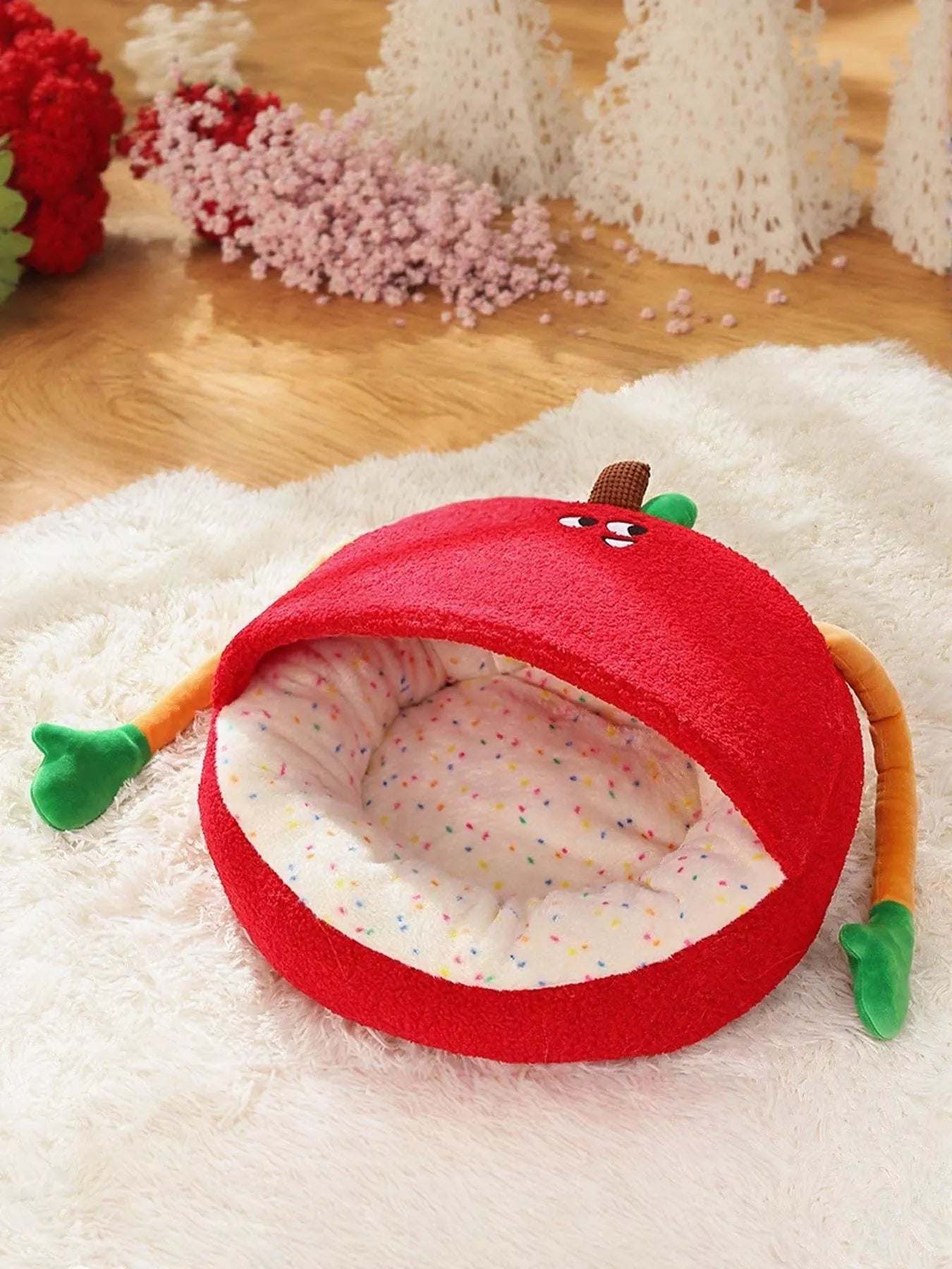 Cartoon Apple Shape Pet Nest with Plush Arms – Cozy Semi-Enclosed Bed for Cats & Dogs – view 3