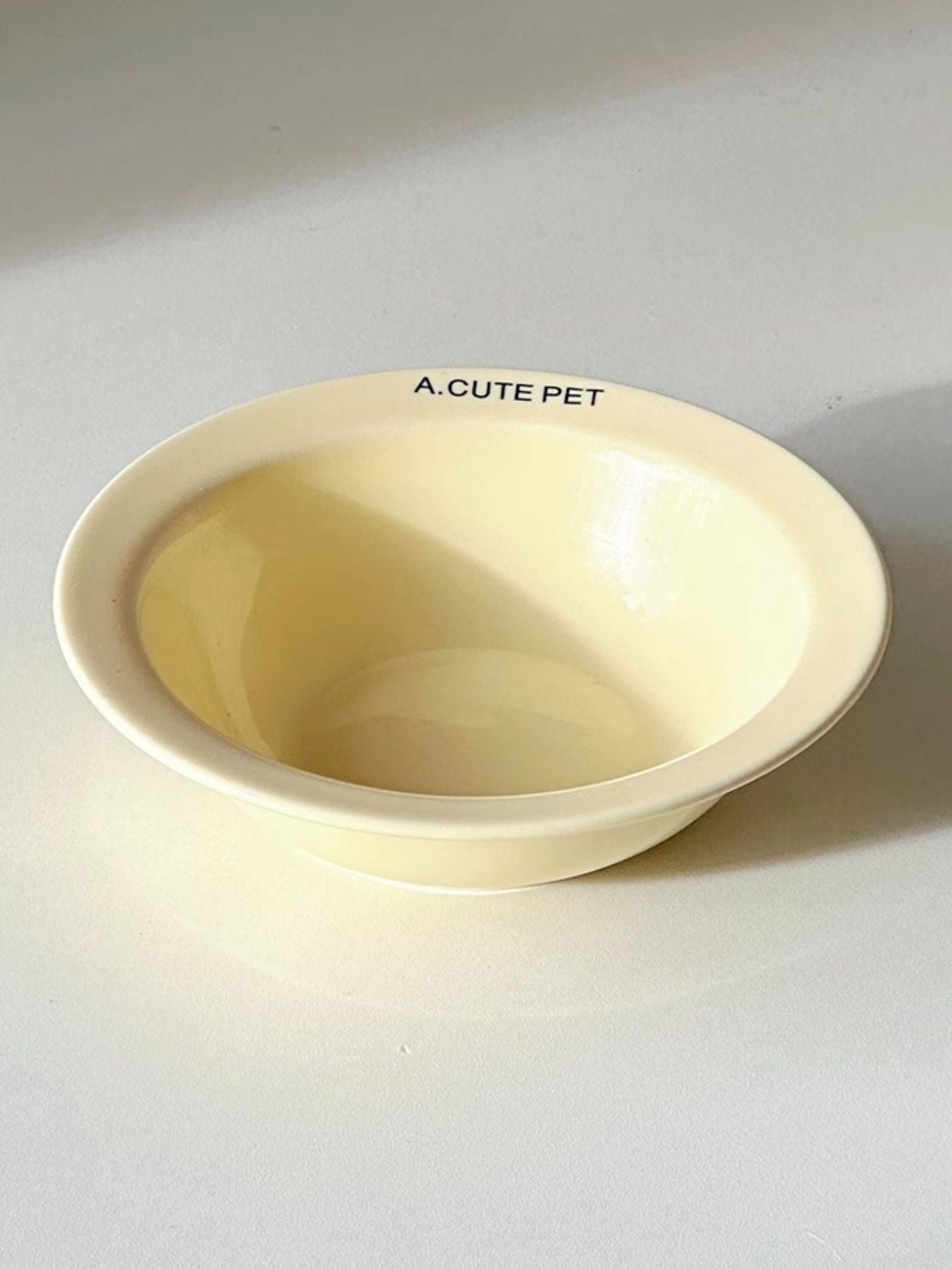 Durable ceramic pet food and water bowl for dogs and cats