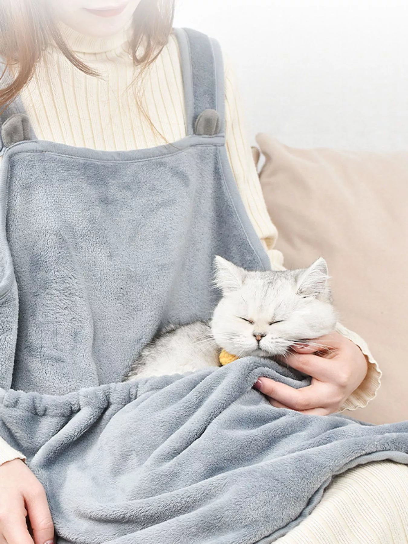 Cozy Hands-Free Pet Carrier Apron with Paw Holes – view 2