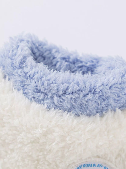 Cozy Plush Pet Sweater with Patch Detail – Warm Dog & Cat Knitwear – view 7