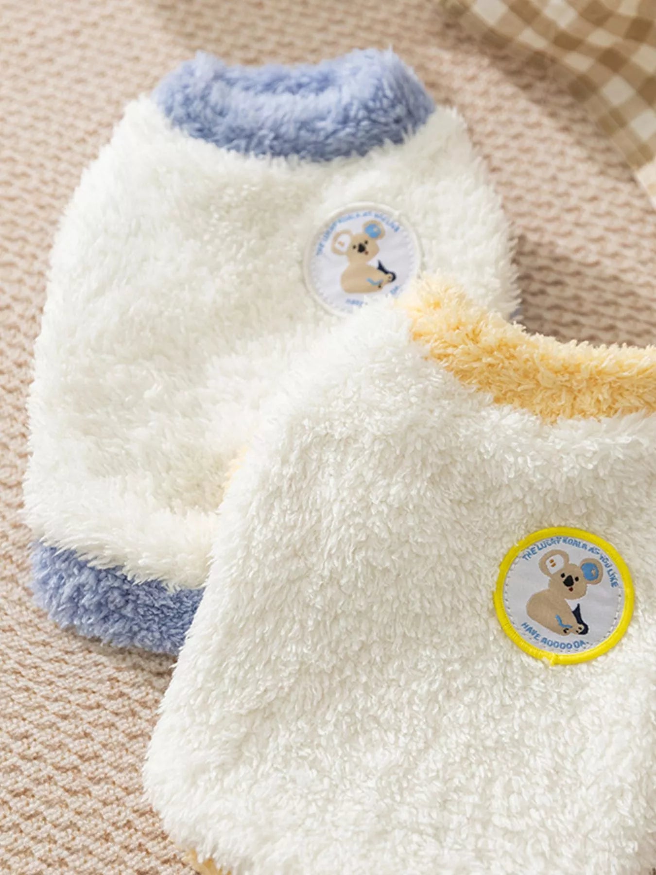 Cozy Plush Pet Sweater with Patch Detail – Warm Dog & Cat Knitwear – view 8