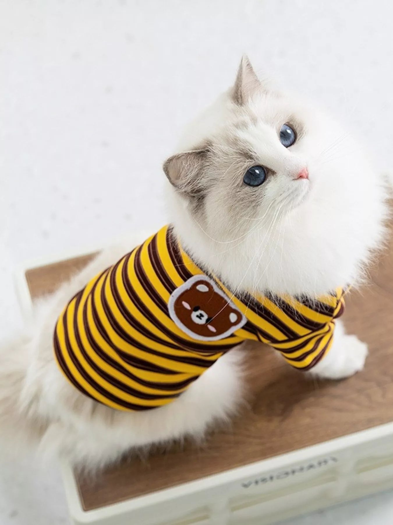 Cozy Plush Pet Sweater with Patch Detail – Warm Dog & Cat Knitwear – view 9