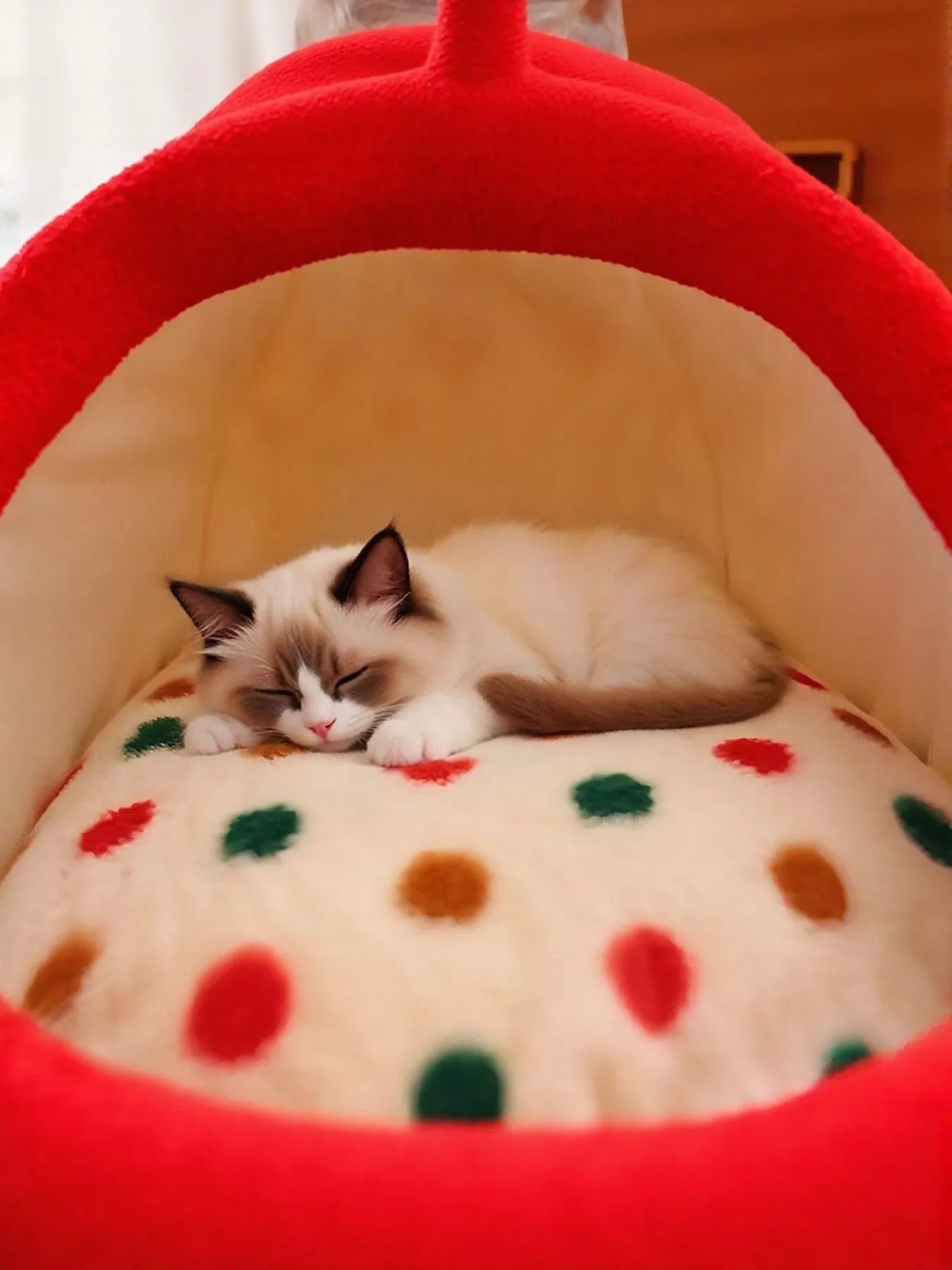 Cozy Polka Dot Pet Nest Bed with Carry Handle – view 4
