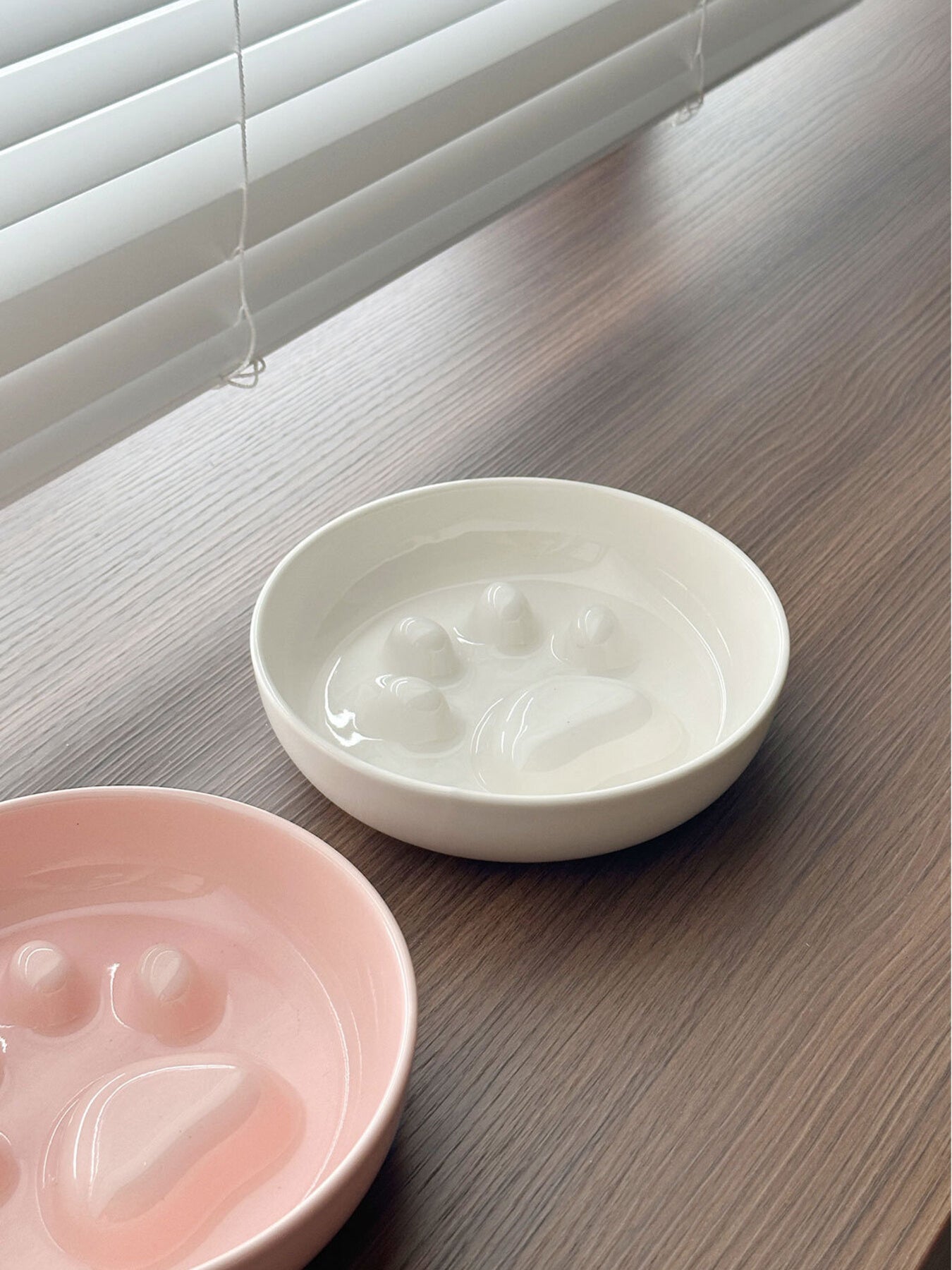 Elevated Plastic Slow Feeder Pet Bowl – view 11