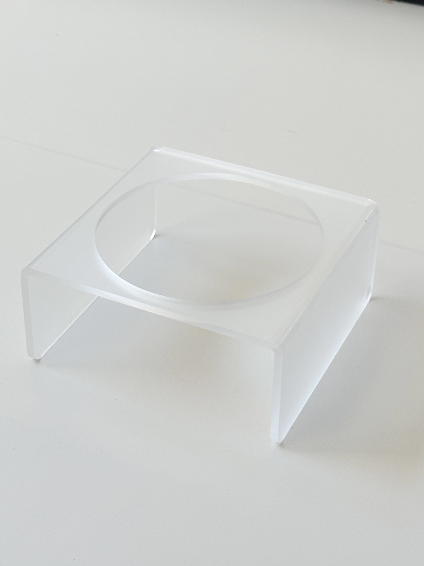 Elevated Plastic Slow Feeder Pet Bowl – view 4