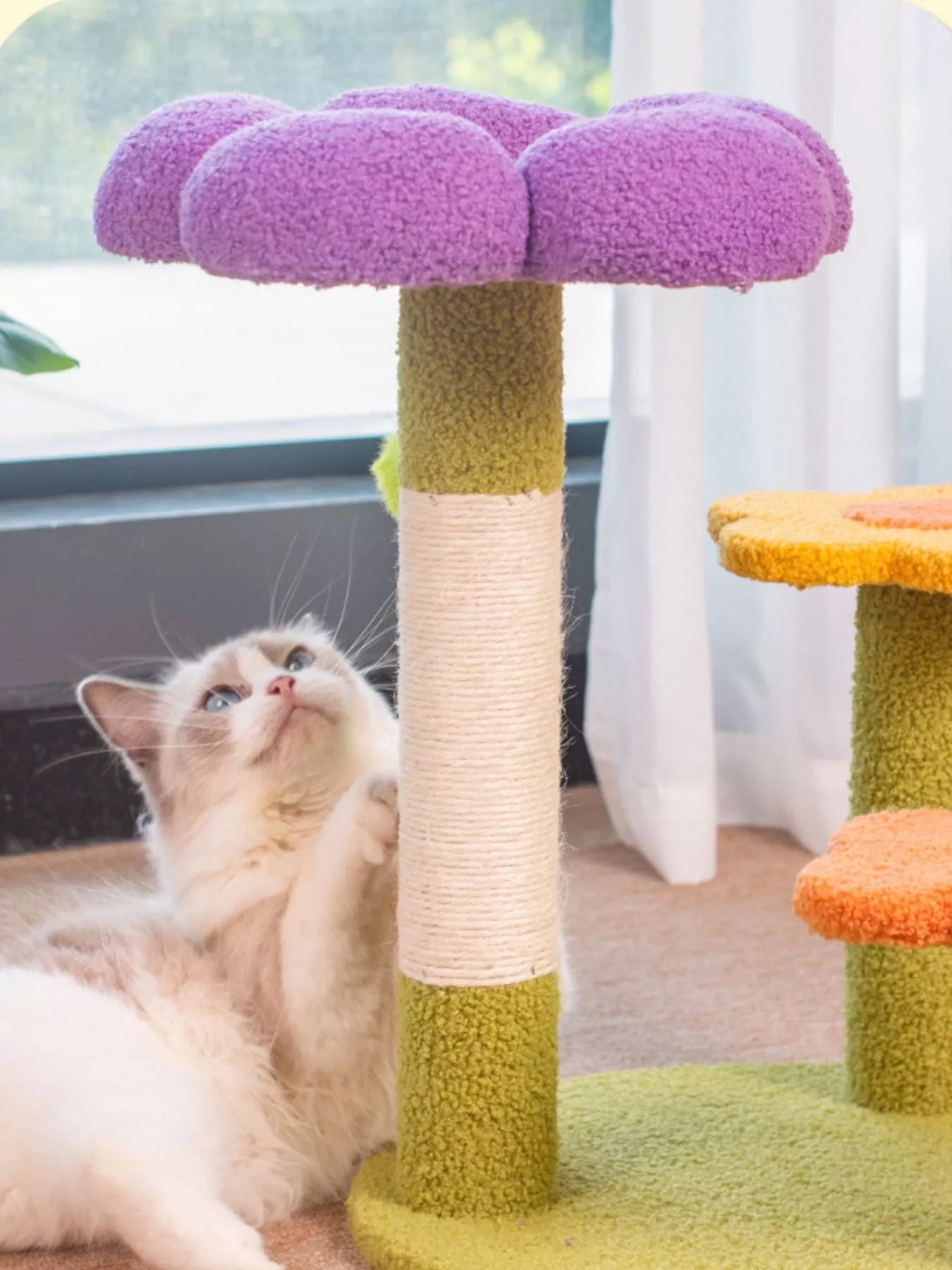 Flower Design Cat Tree with Scratching Post – Multi-Level Cat Tower, 15.7"x18.9" – view 3