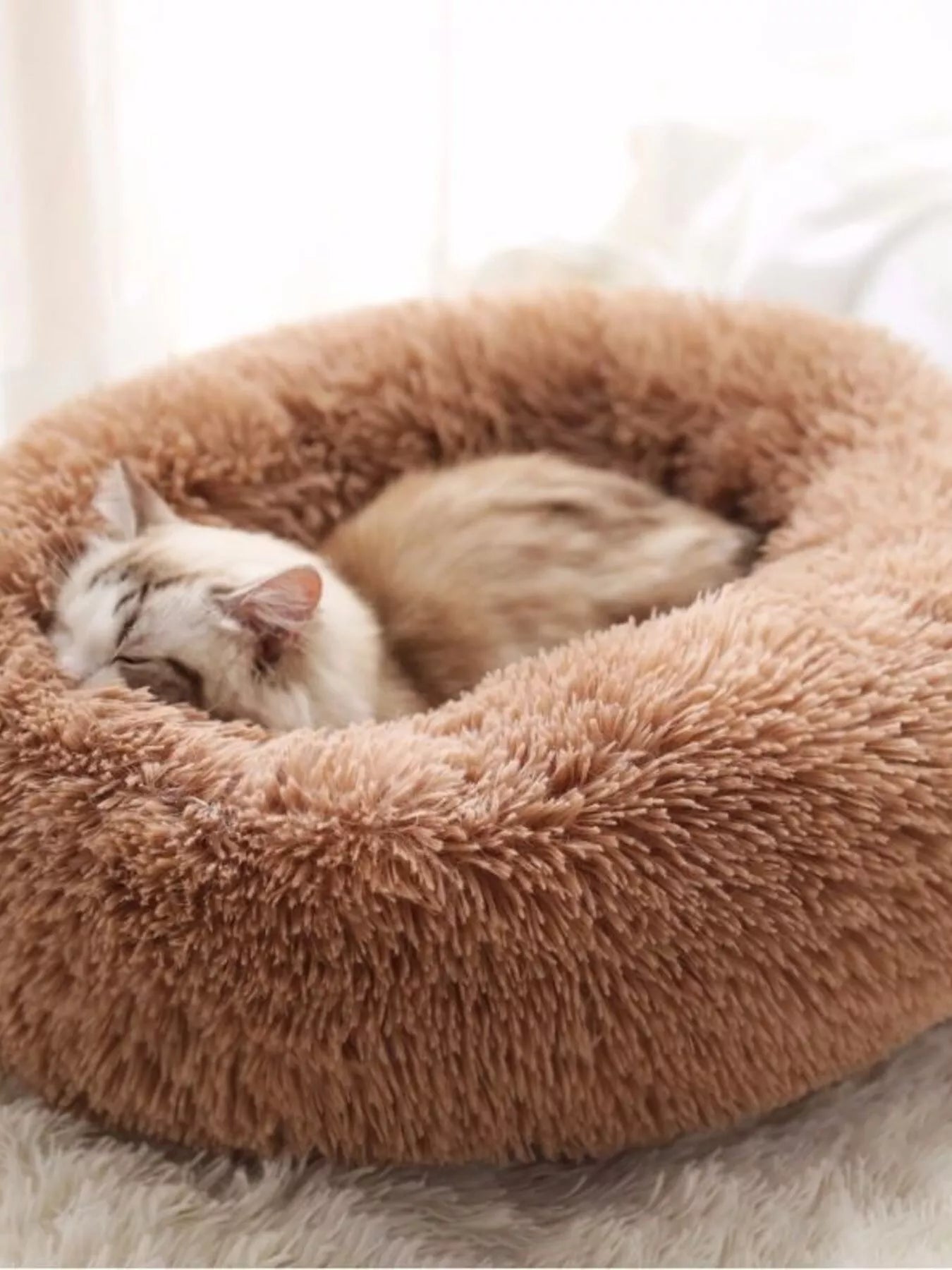 Fluffy Plush Donut Pet Nest Bed – view 3