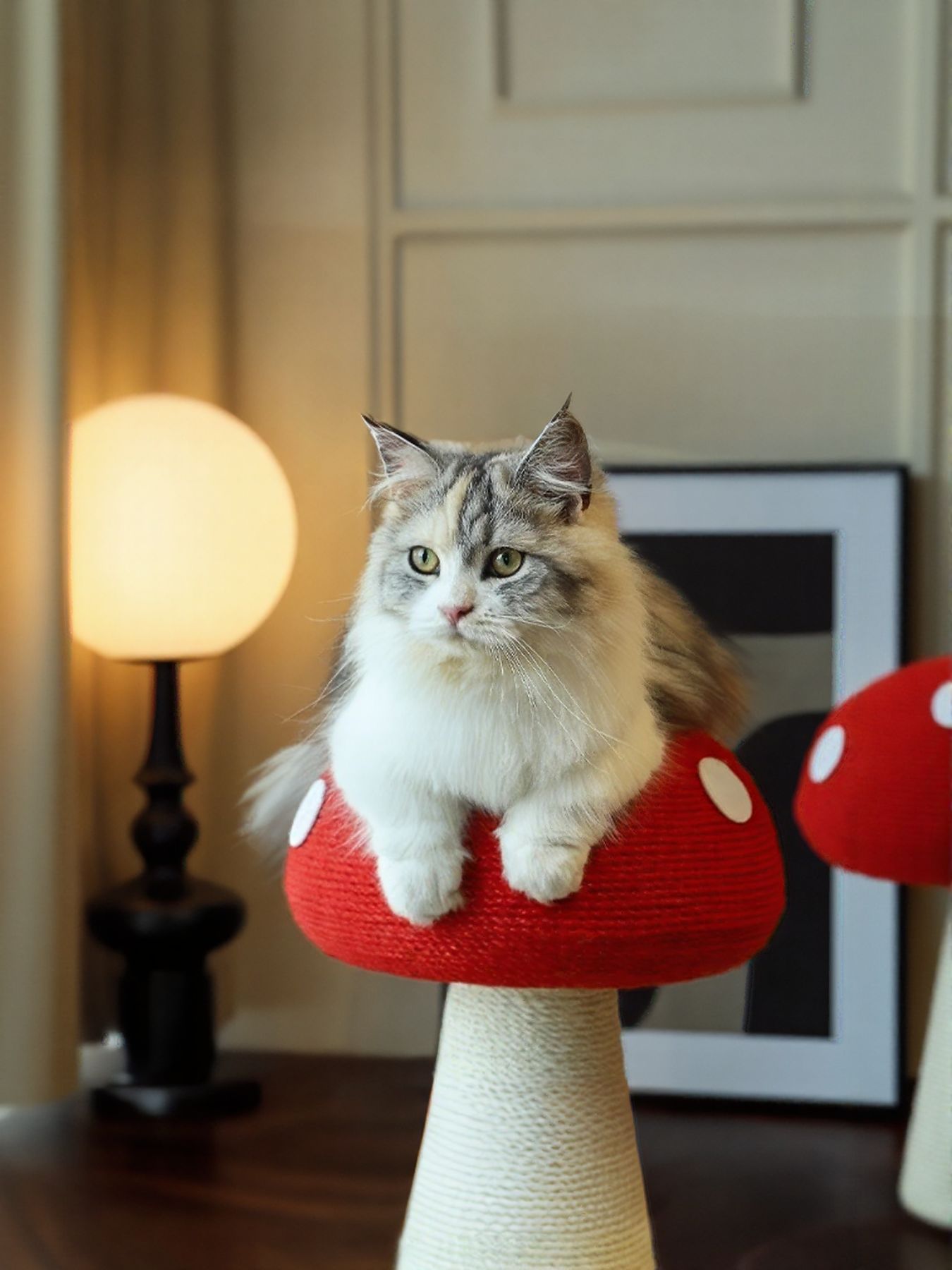 Mushroom-Shaped Hemp Sisal Cat Scratching Post – Novelty Scratcher for Cats – view 2