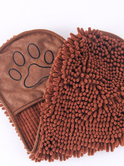 Paw Print Polyester Pet Towel – Soft Absorbent Drying Towel for Dogs & Cats – view 8