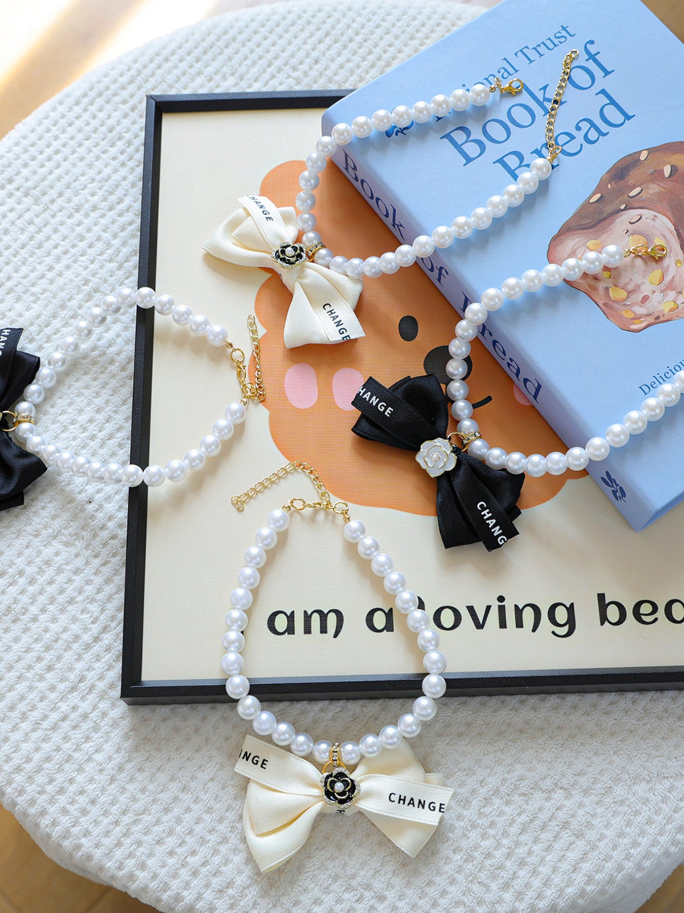 Pearl Bow-Knot Pet Necklace – Elegant Jewelry Accessory for Dogs & Cats – view 18