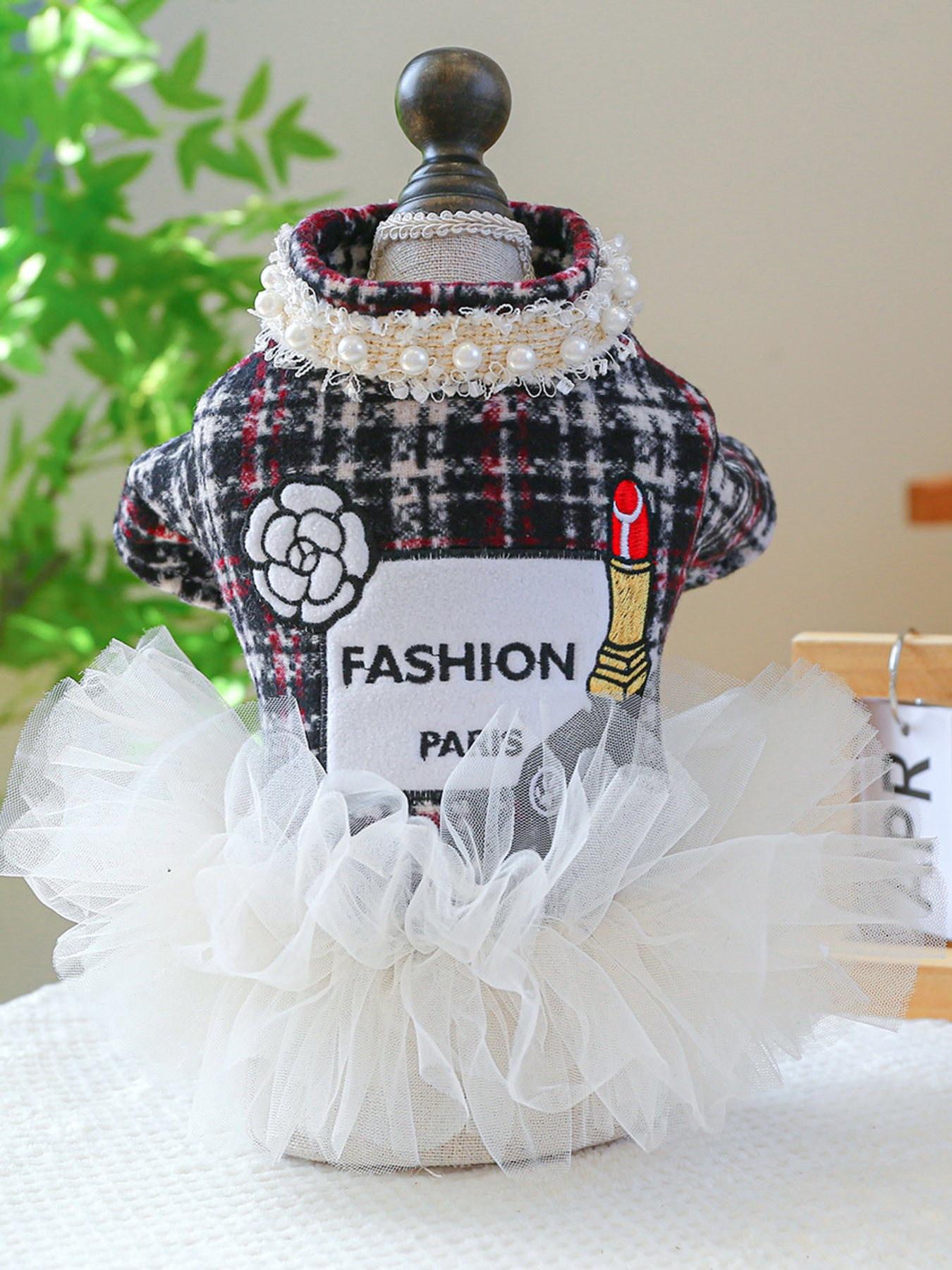 Pearl Collar Ruffled Lace Pet Dress – Elegant Polyester Dress for Dogs & Cats – view 10