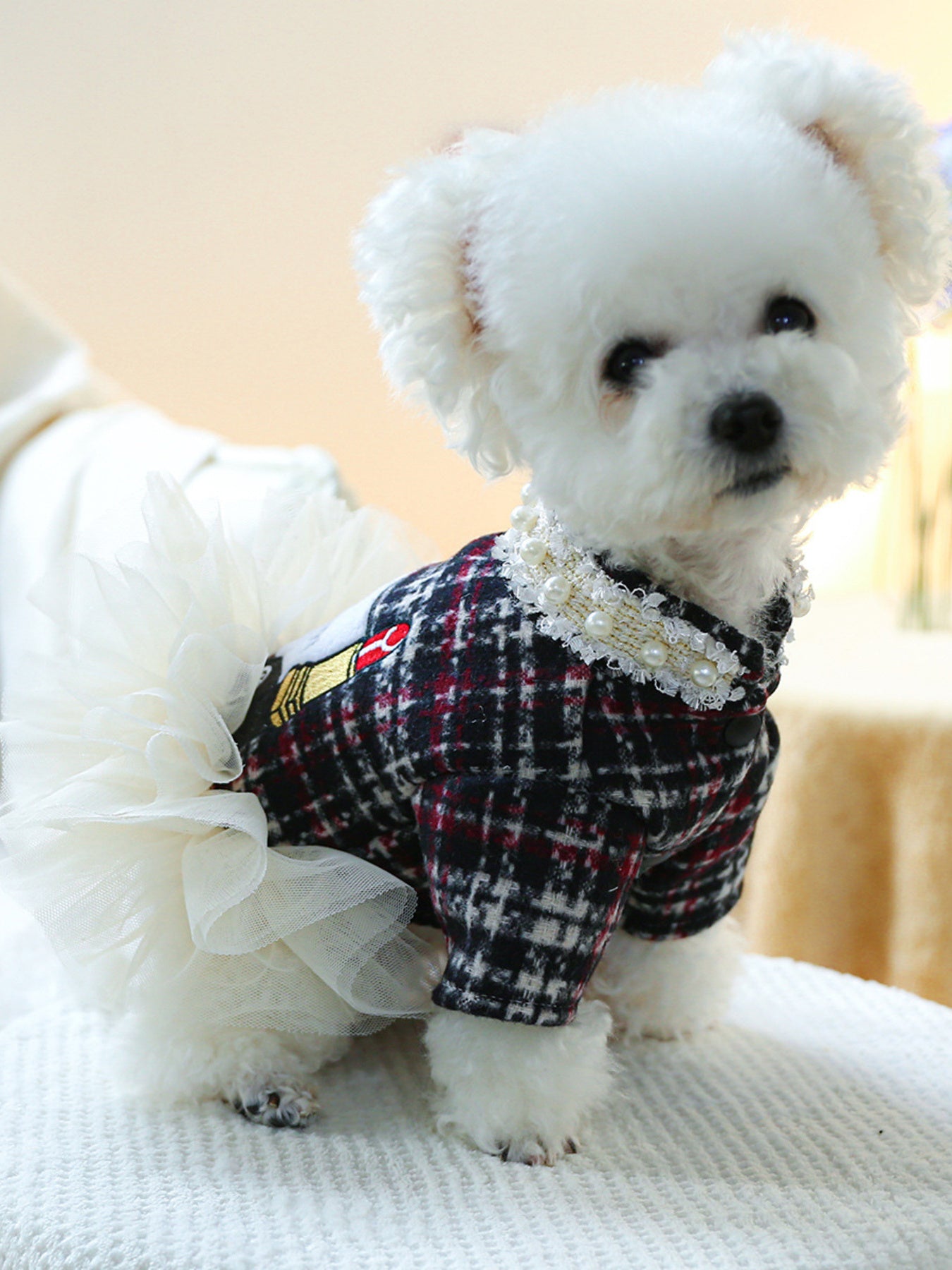 Pearl Collar Ruffled Lace Pet Dress – Elegant Polyester Dress for Dogs & Cats – view 7