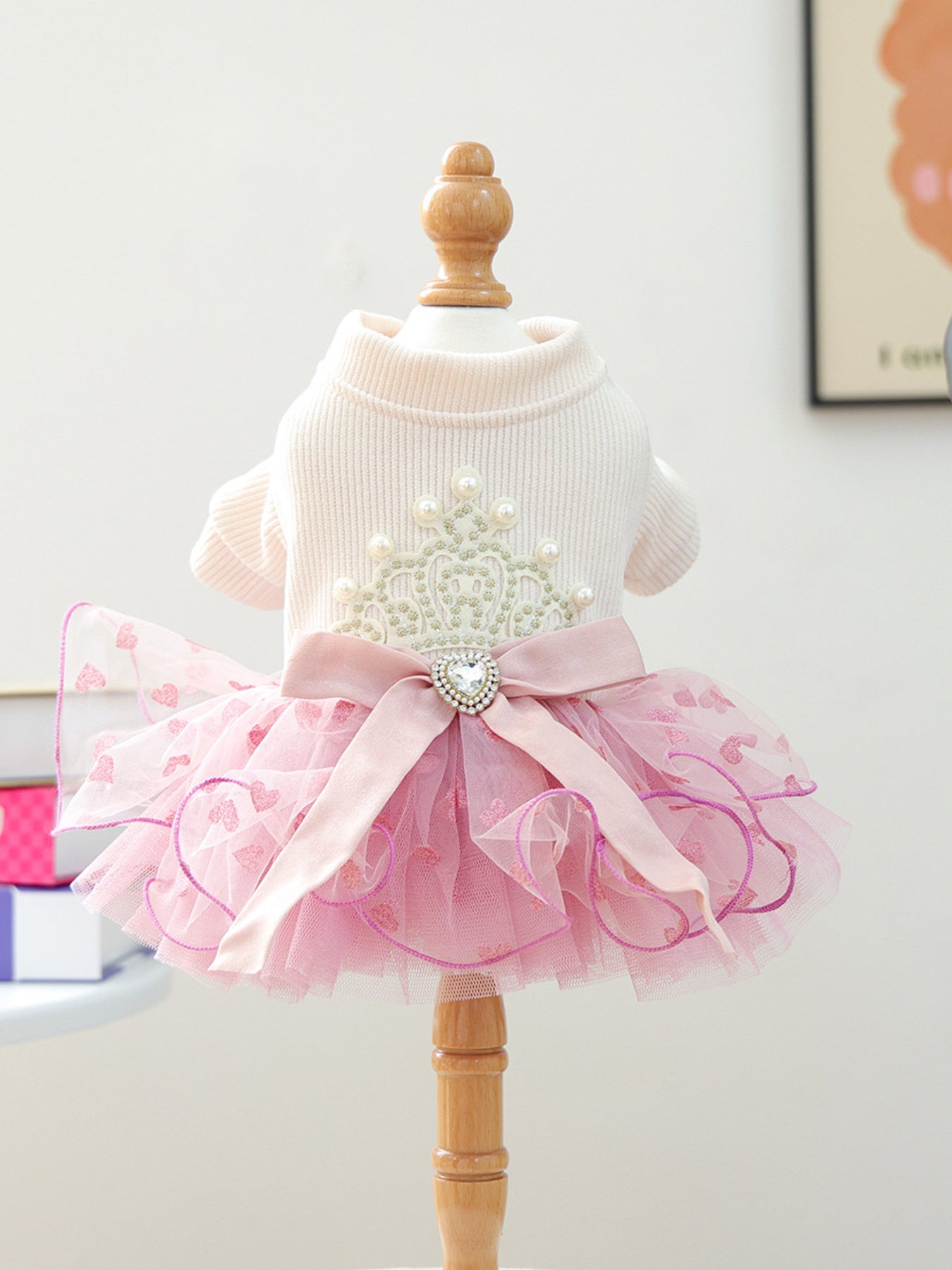 Pearl-Embellished Lace Ruffle Pet Dress – Elegant Polyester Dress for Dogs & Cats – view 4