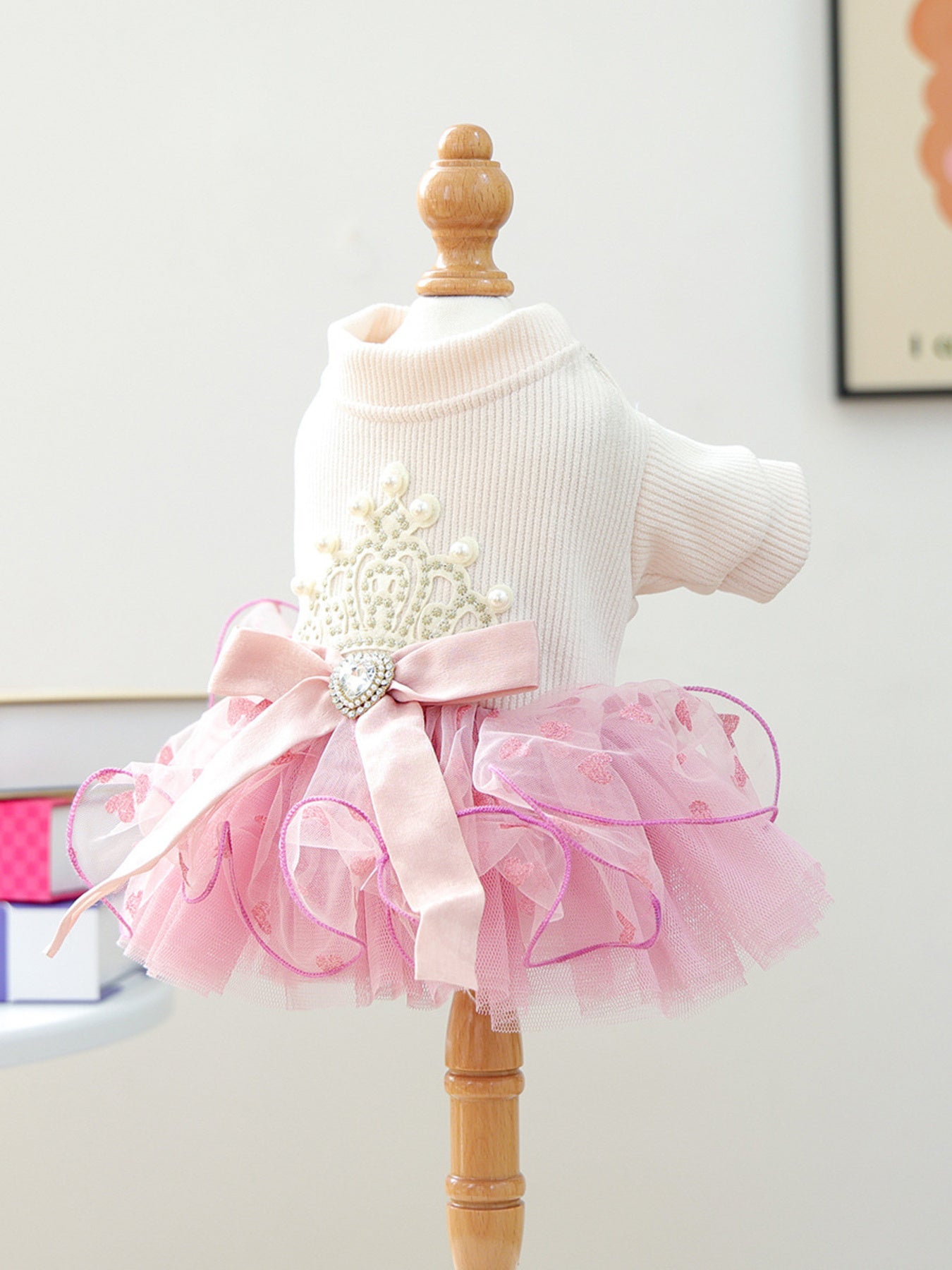 Pearl-Embellished Lace Ruffle Pet Dress – Elegant Polyester Dress for Dogs & Cats – view 5