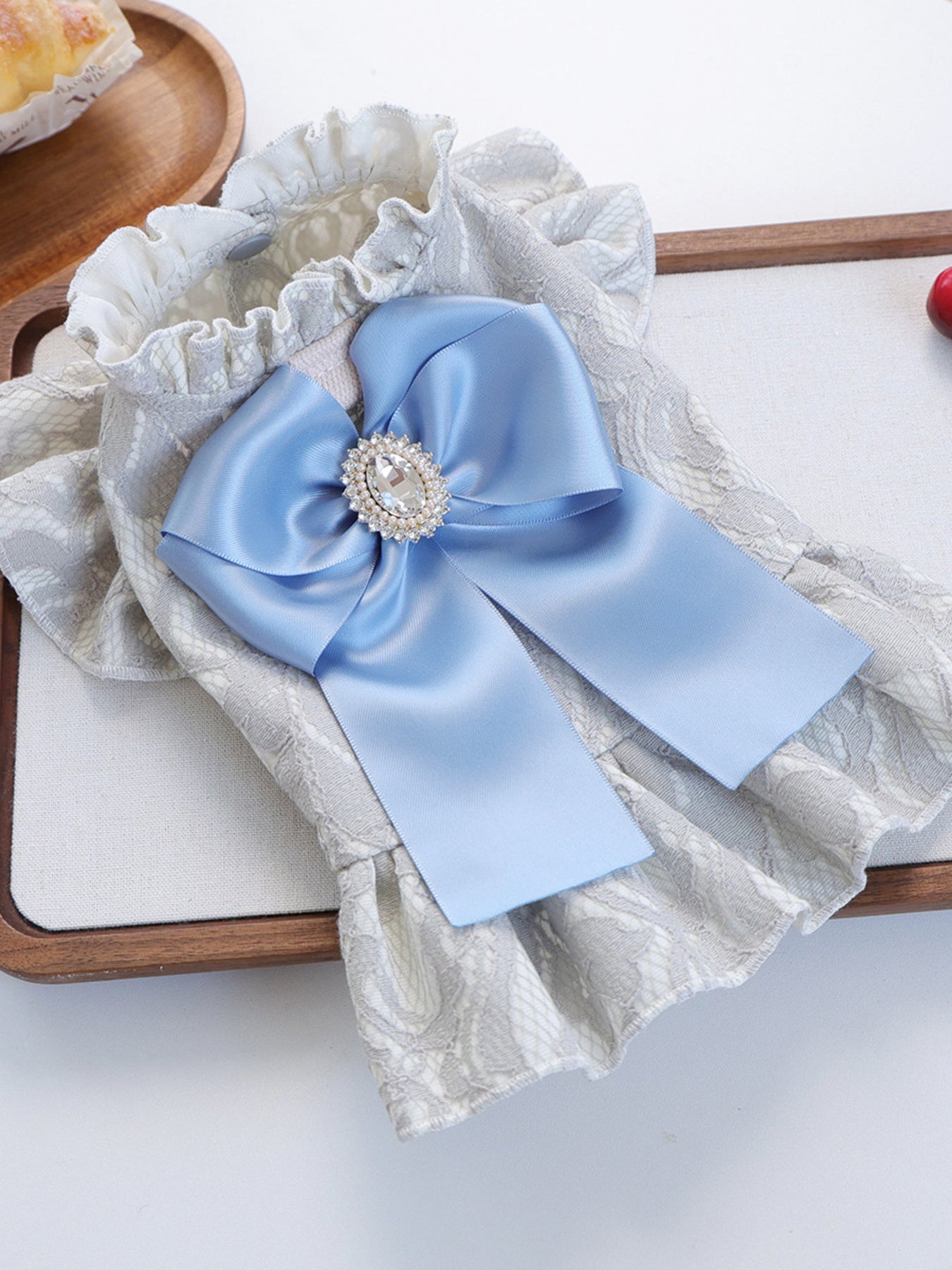 Ruffled Lace Bow Pet Dress – Elegant Polyester Party Dress for Dogs & Cats – view 4