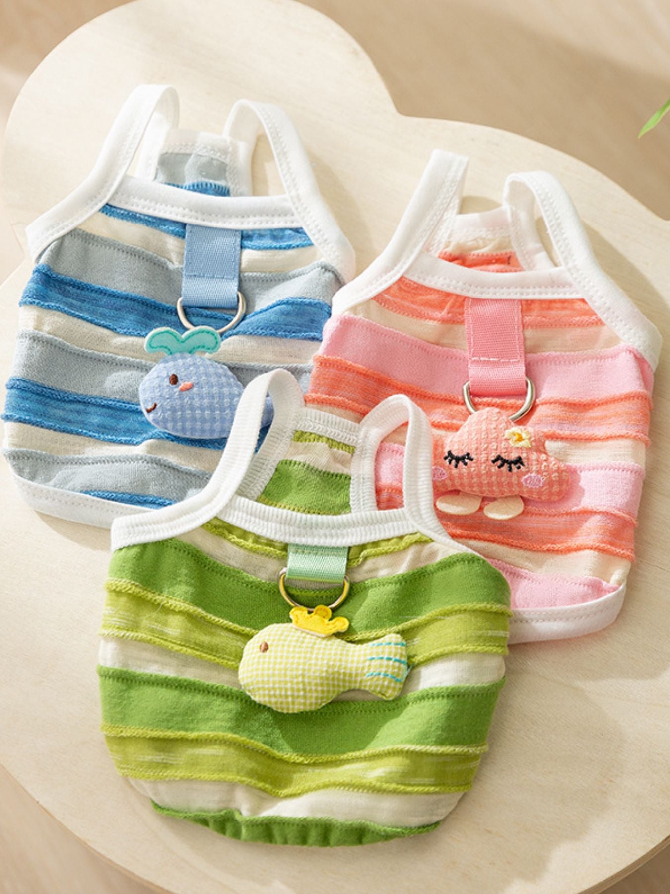 Striped breathable pet top, classic everyday shirt for dogs and cats