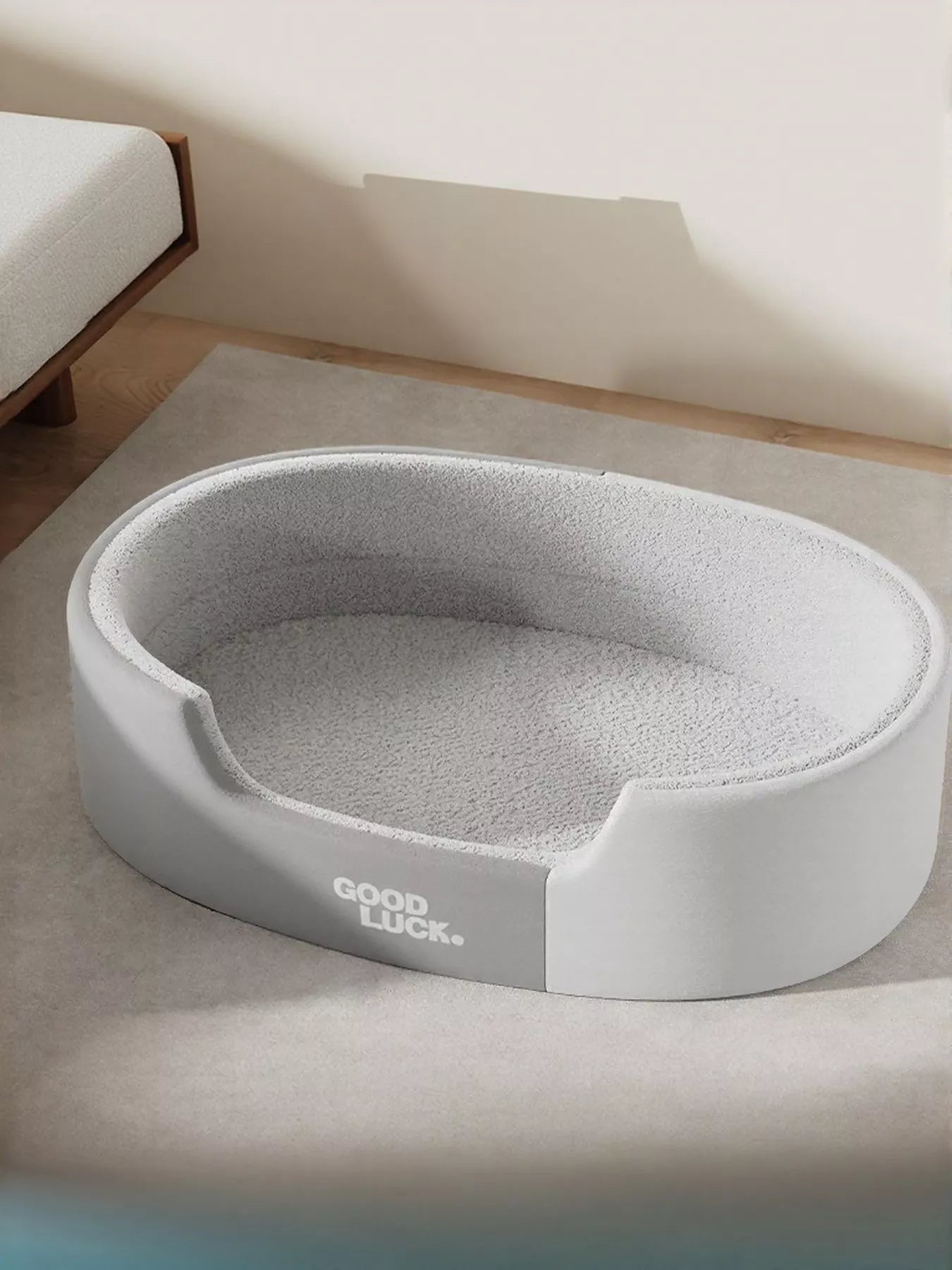 Thickened Oval Two-Tone Plush Pet Nest Bed – view 6