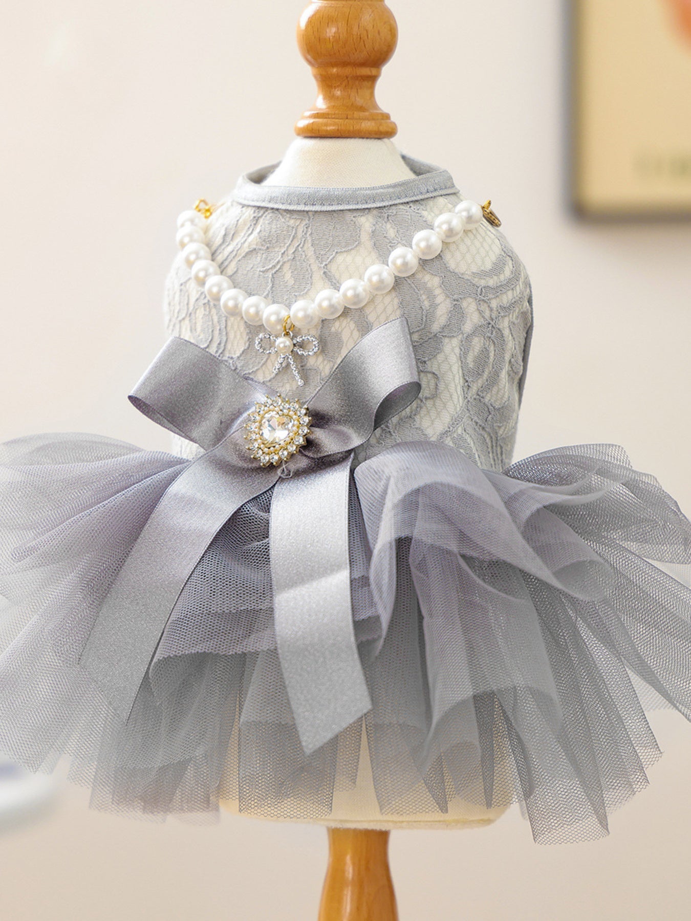 Tulle Lace Bow Pet Dress – Elegant Party Dress for Dogs & Cats – view 8