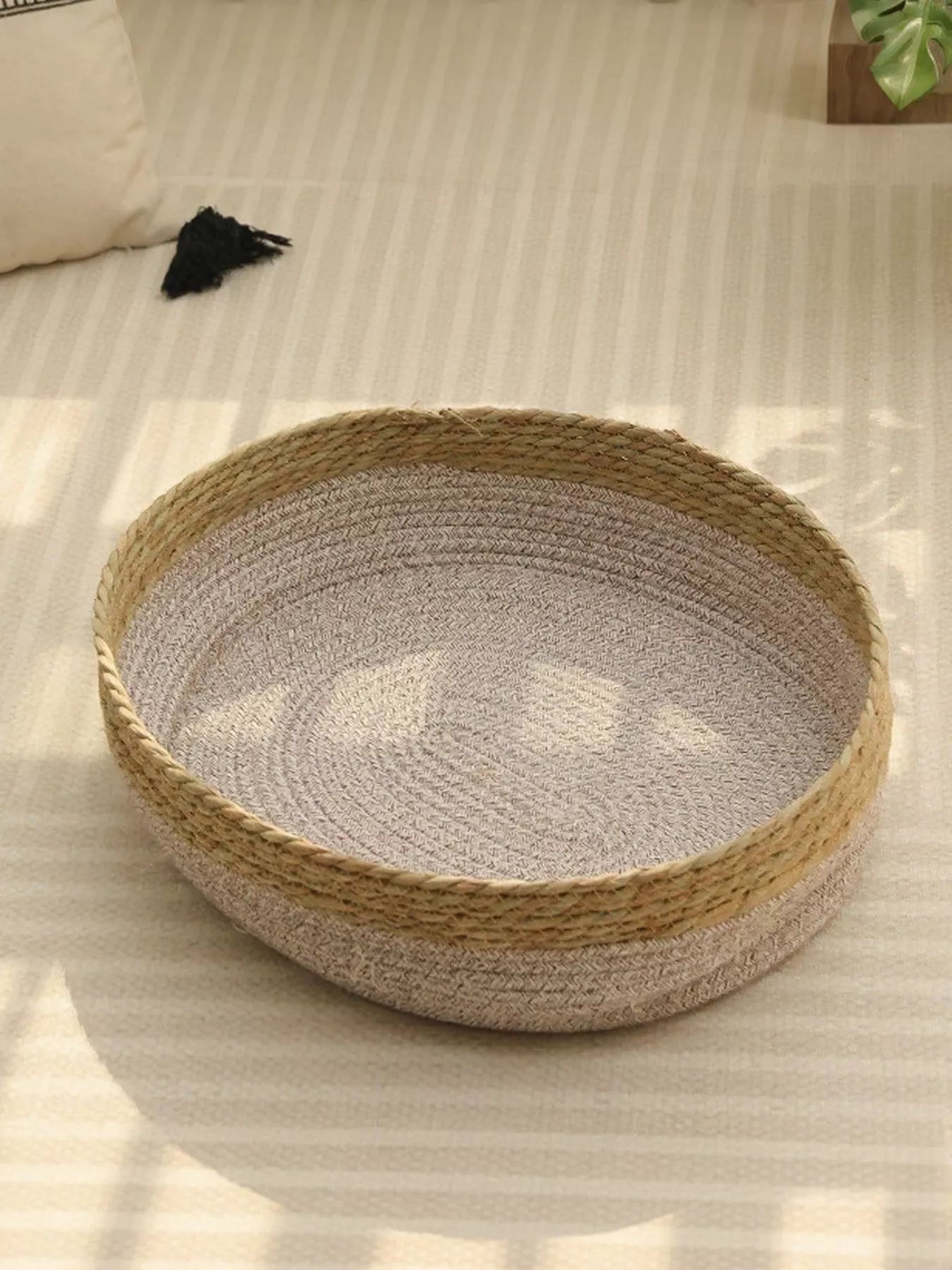 Woven Rattan Scratch-Resistant Cat Nest – Natural Cozy Hideaway Bed for Cats – view 5