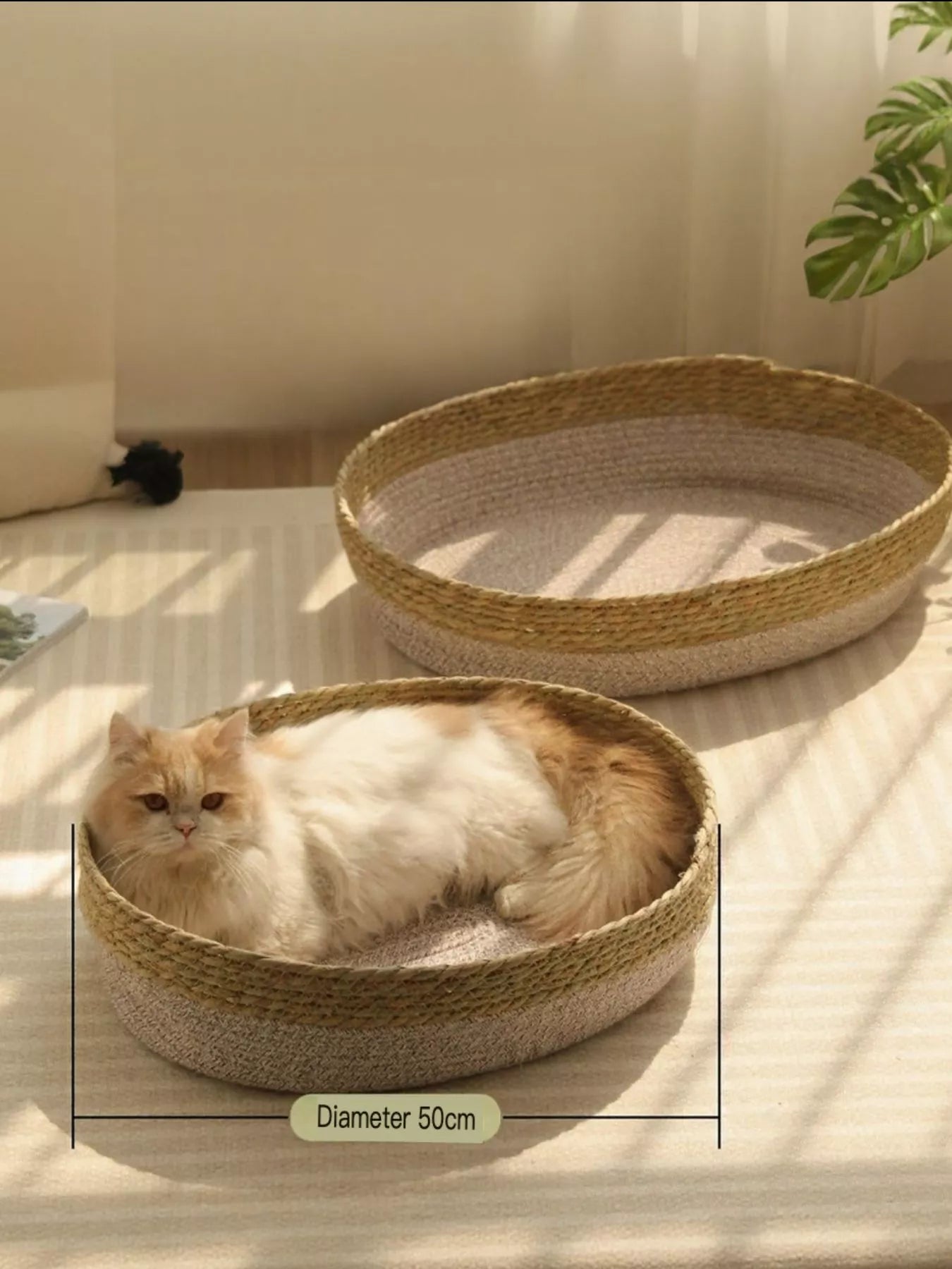 Woven rattan scratch-resistant cozy hideaway cat nest bed for cats